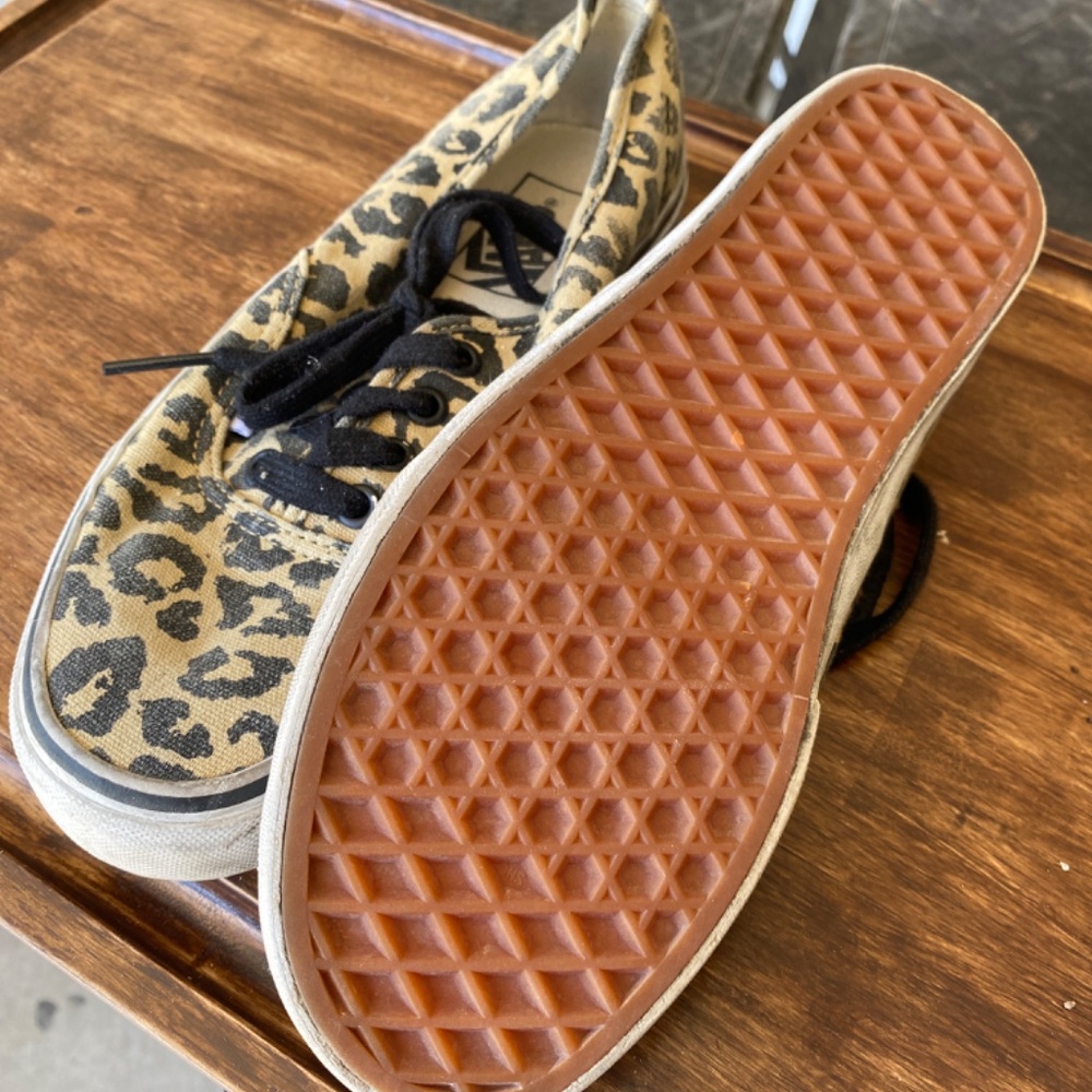 Vans - Picture 3 of 3